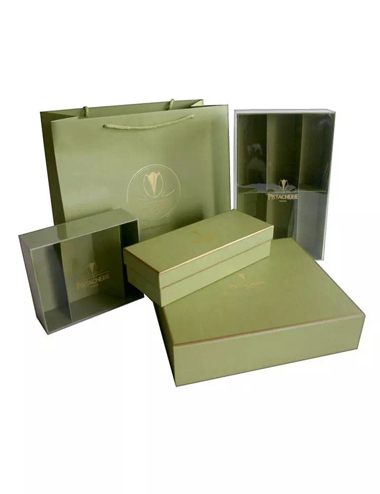boîtes et sacs luxe verts personnalisés